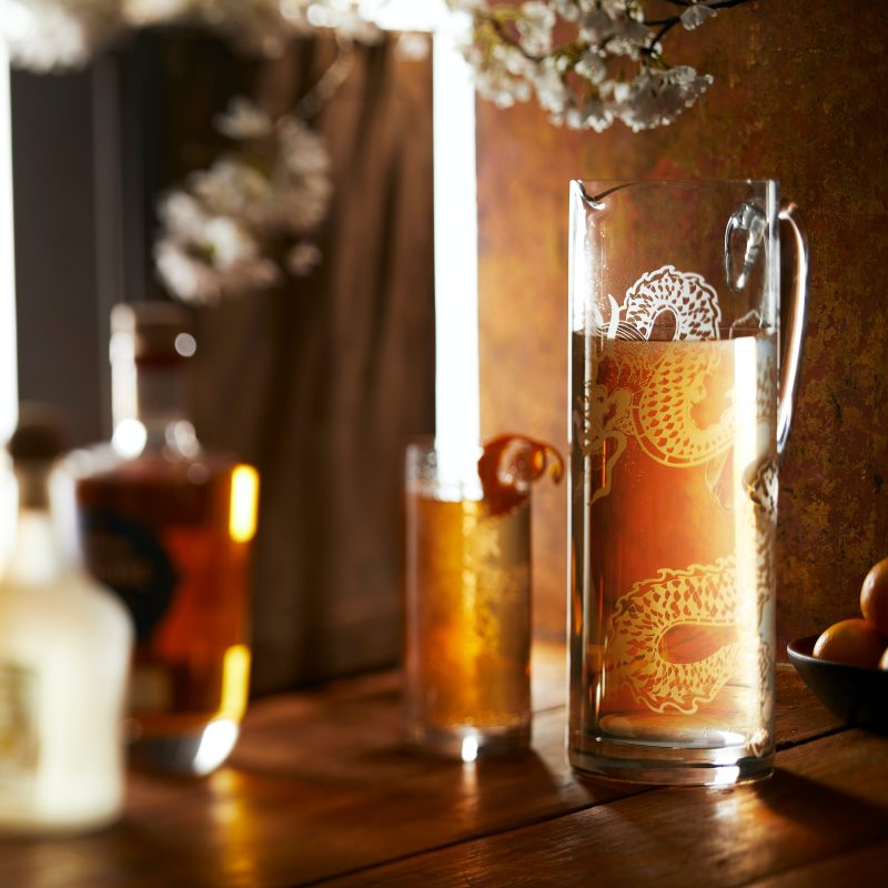 Dragon Pitcher Full Highball Golden Bar Square