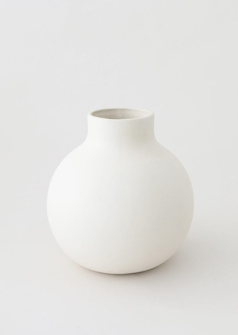 HP501 W White Squatty Vase