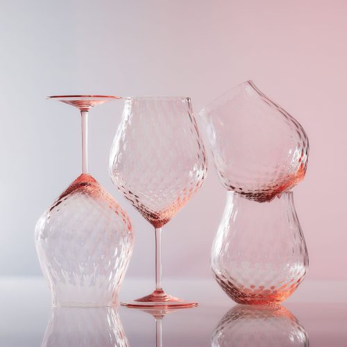 Phoebe Universalwineglass rose lifestyle Square