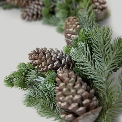 Pine Cone Spruce Holiday Garland