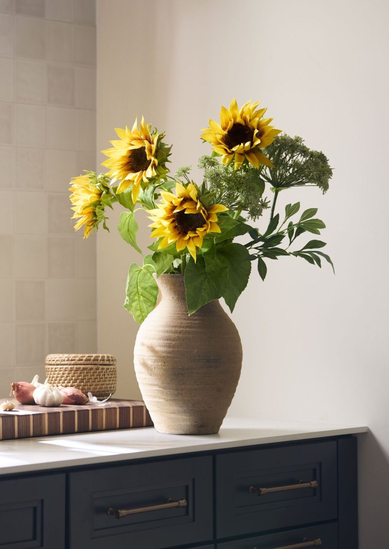 TRG Sunflowers Queen Annes Lace Everyday Blooming Fall Kitchen 2024 1