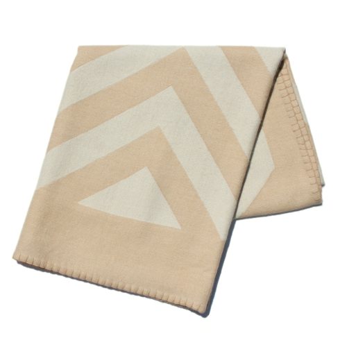 X Grinda Alpaca Throw Light Camel 20482048