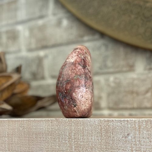 madagascar red jasper freeform 568209